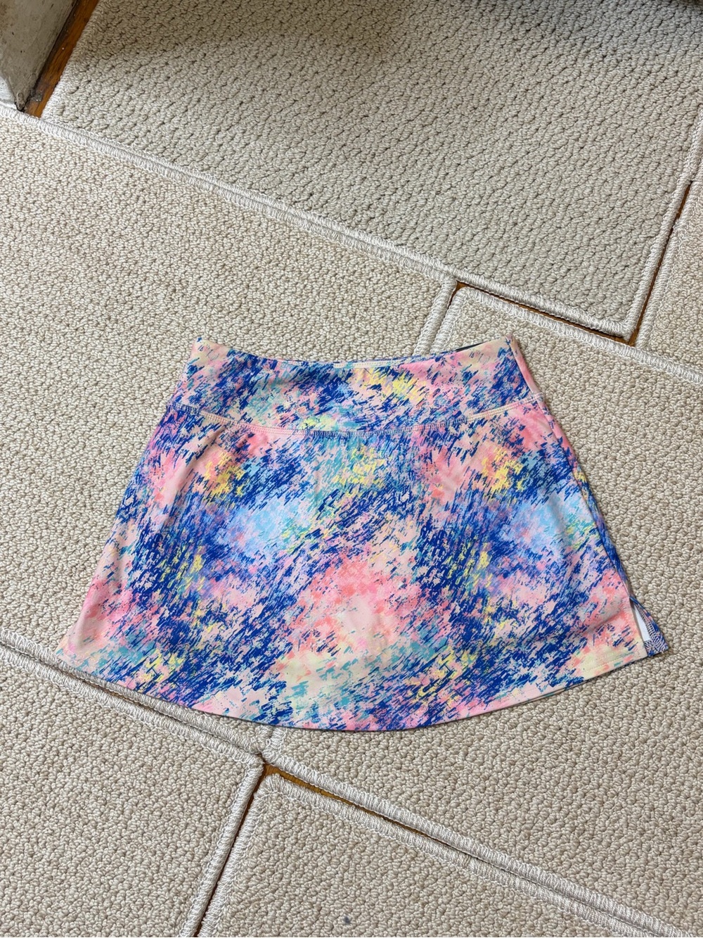 DSG Momentum Girls Mid-Rise Confetti Watercolor Skort M Moisture Wicking